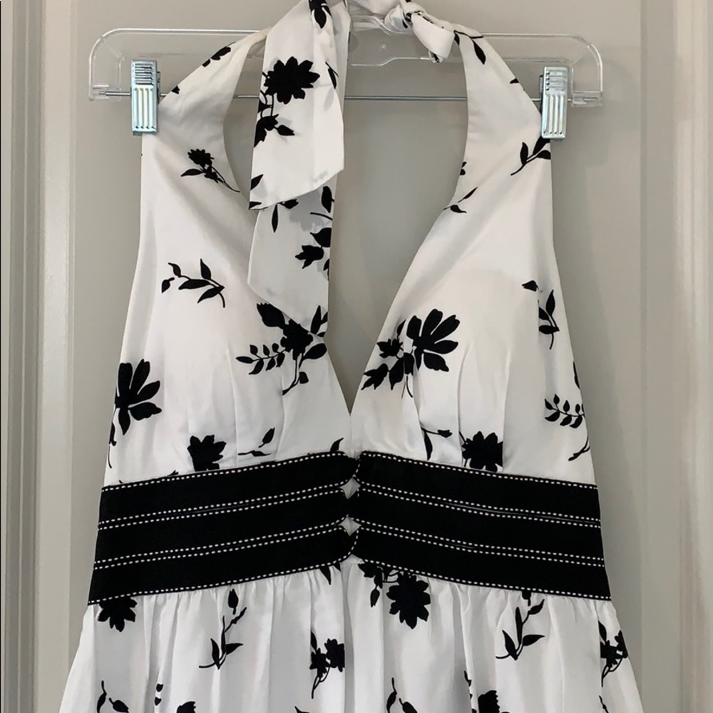 WHBM SUMMER FLORAL PRINT DRESS WITH GROSGRAIN